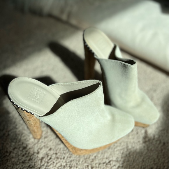 Herve leger white suede platform heels. Size 8. Brand new! - Picture 4 of 11